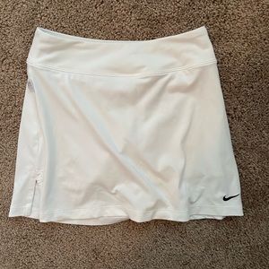 White Nike tennis skirt